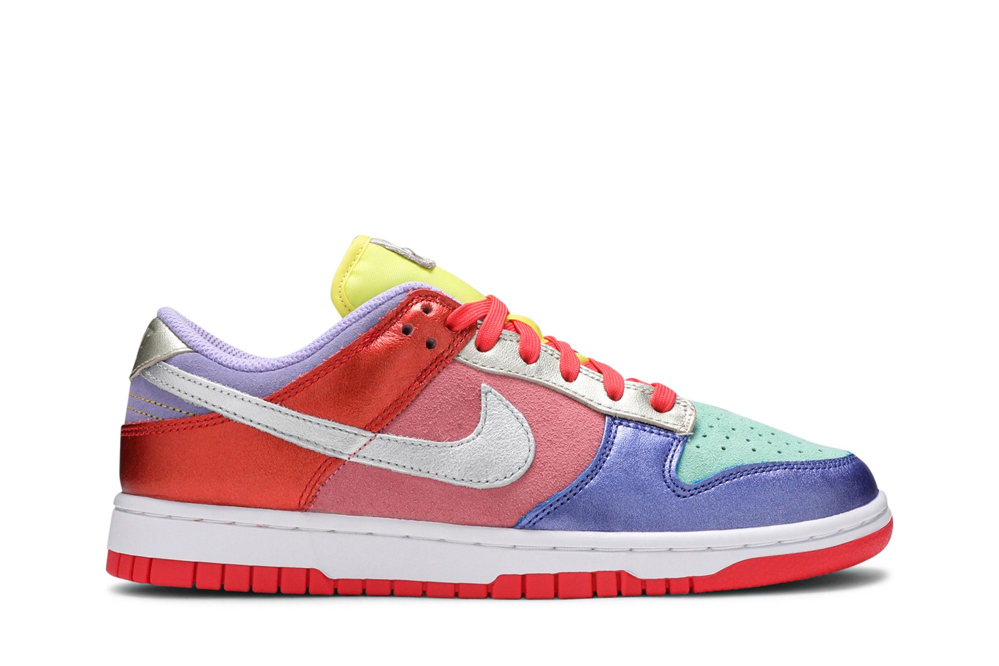Buy Wmns Dunk Low 'Sunset Pulse' - DN0855 600 | GOAT
