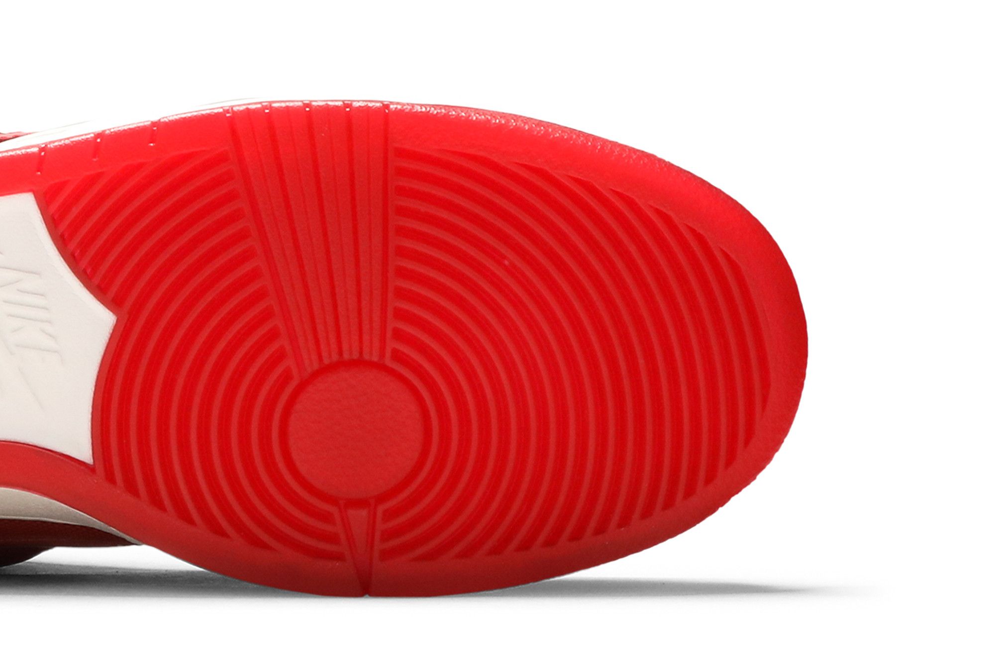 Buy Dunk Low Pro SB 'Red Patent Leather' - 304292 616 | GOAT