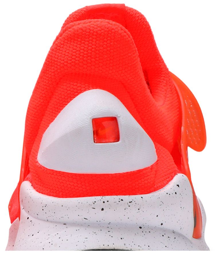 Nike Sock Dart SE Total Crimson