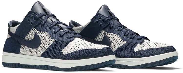 Nike Dunk Low Flyknit College Navy Platinum