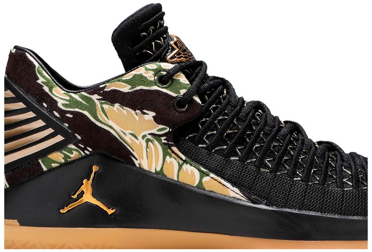 Size Air Jordan 32 Low GS 'Camo'