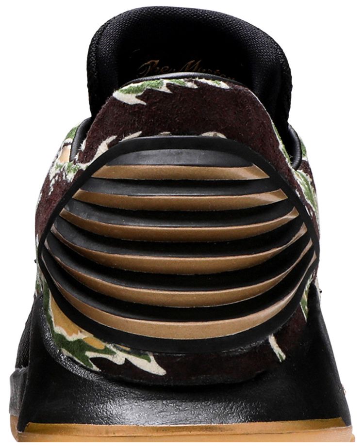 Air Jordan 32 Low GS Camo