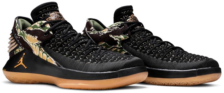 Air Jordan 32 Low GS Camo