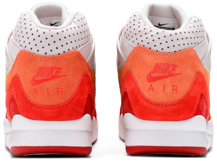 Nike Air Tech Challenge 2 QS