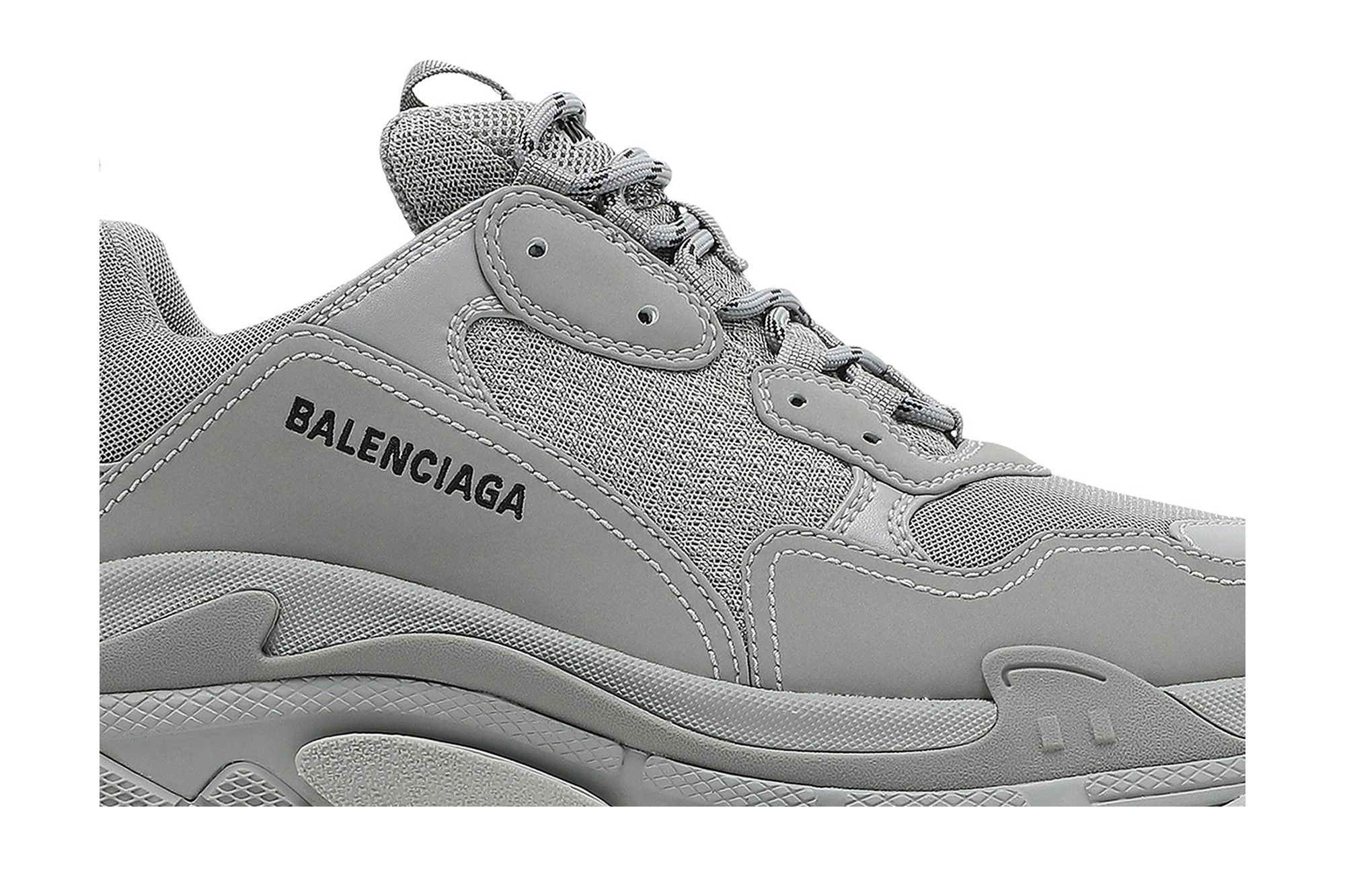 Balenciaga triple s grey black store