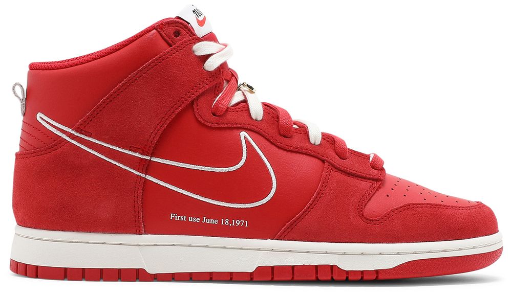 Nike Dunk High SE First Use Pack - University Red