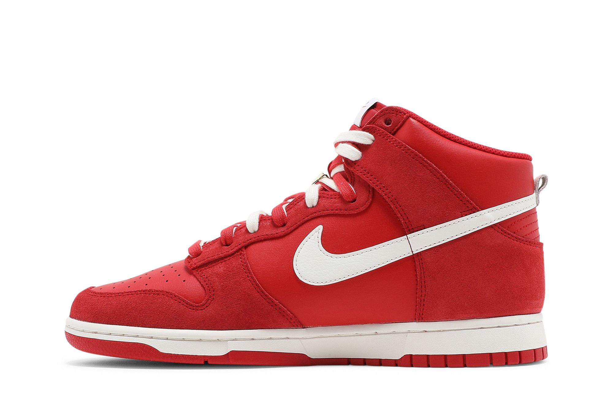 Buy Dunk High SE First Use Pack University Red DH0960 600 GOAT CA