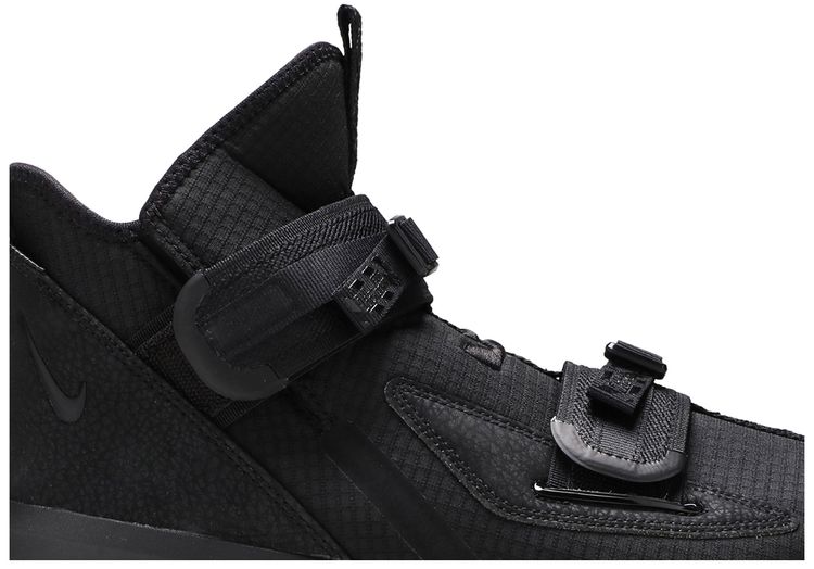 Nike LeBron Soldier 13 SFG Black Out