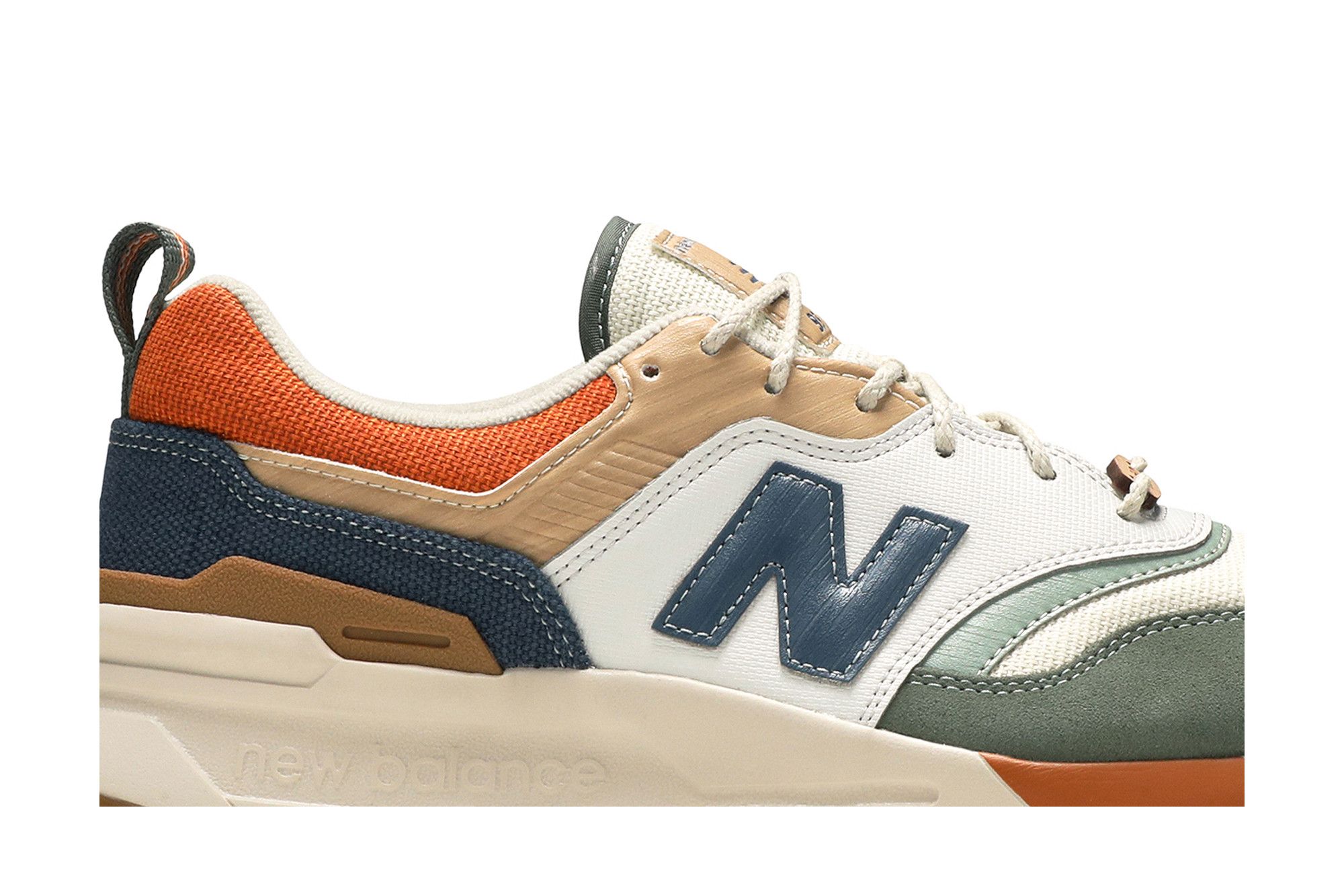Size 8.5 997H Spring Hike