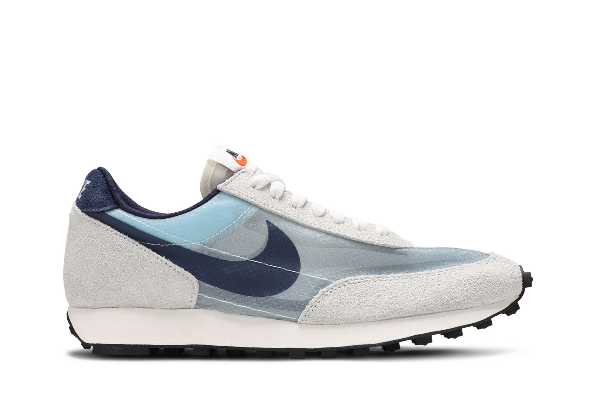Nike daybreak navy top