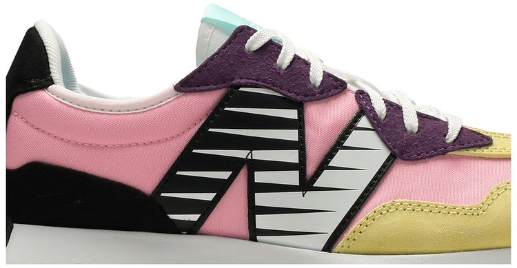 Foot Locker x New Balance Wmns 327 Collective   Pink
