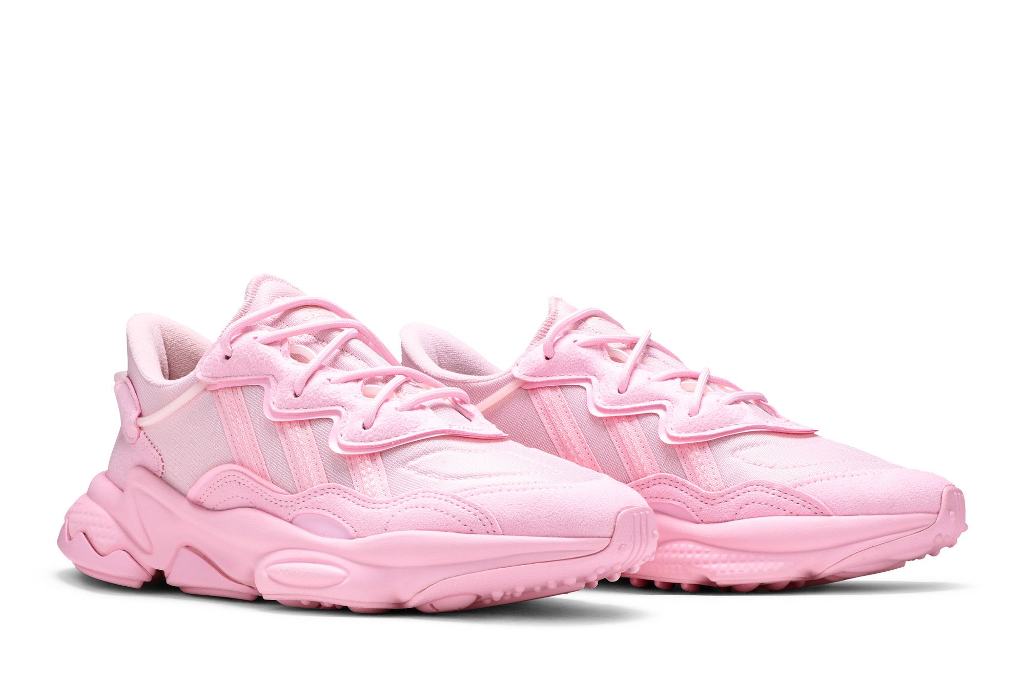 Ozweego rose store
