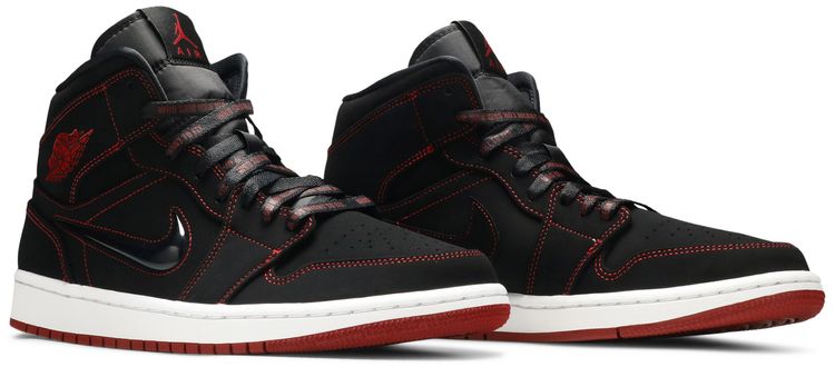Air Jordan 1 Mid Come Fly With Me