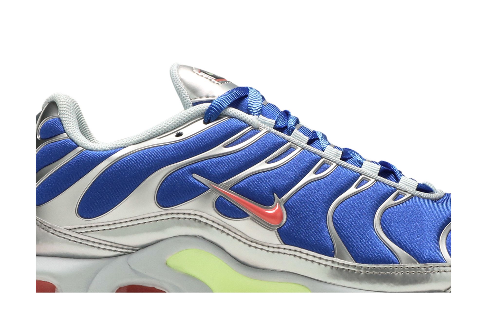 nike air max plus hyper royal sunblush