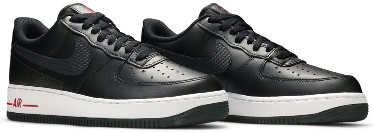 Nike Air Force 1 Low Technical Stitch Bred