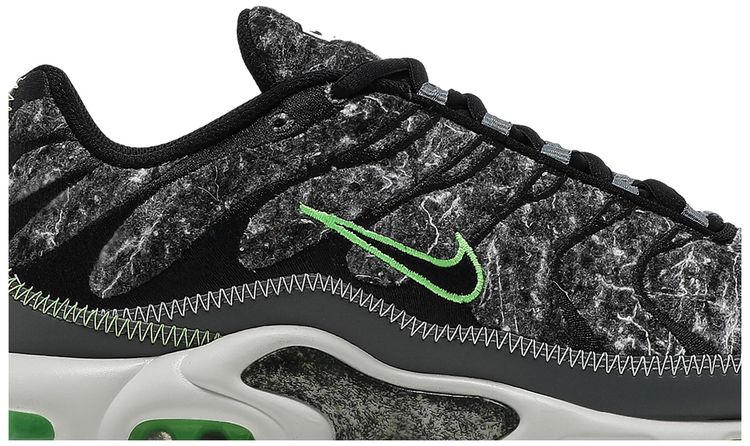 Nike Air Max Plus Essential Crater   Electric Green