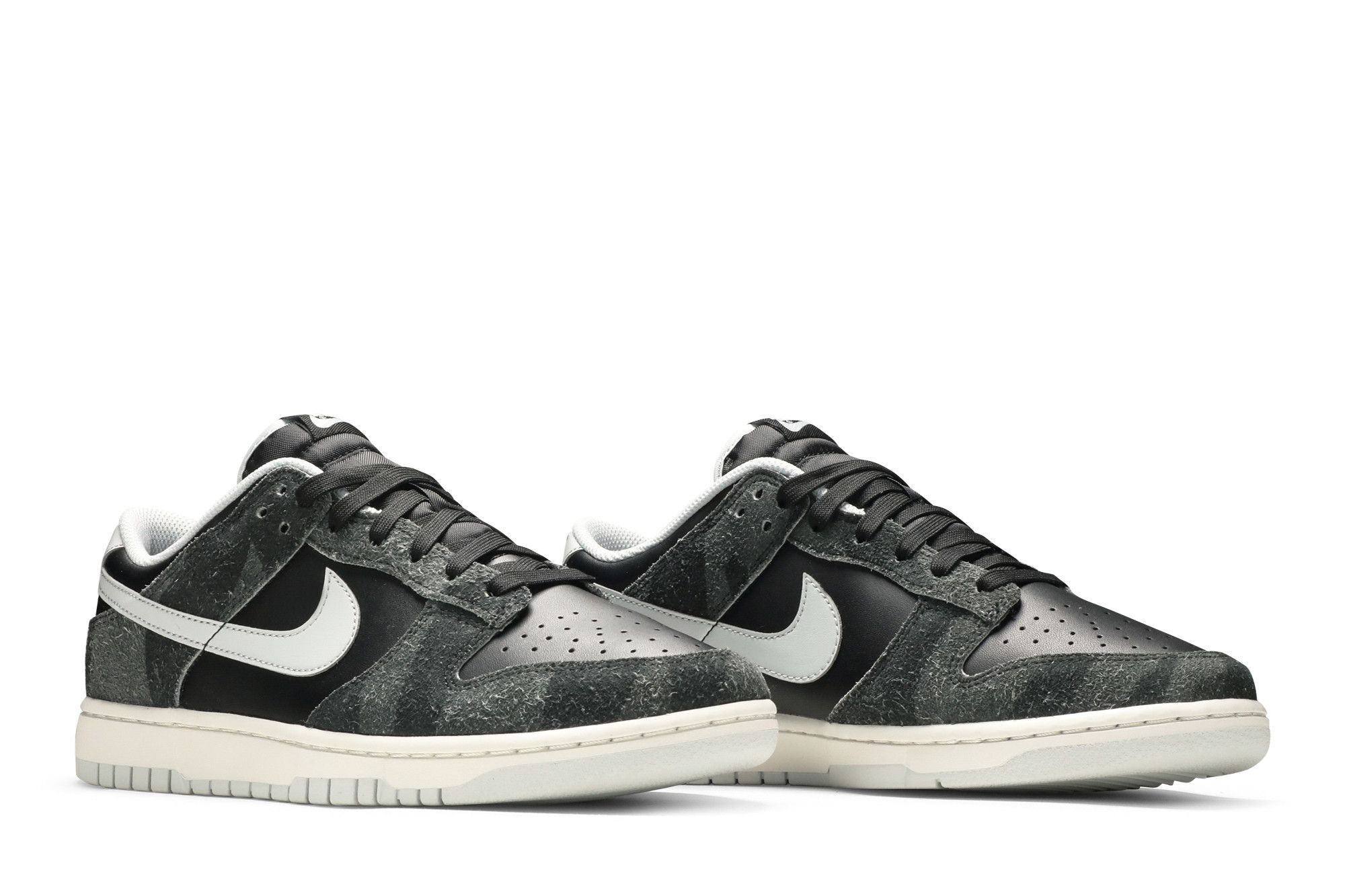 Buy Dunk Low Premium 'Animal Pack - Zebra' - DH7913 001 | GOAT