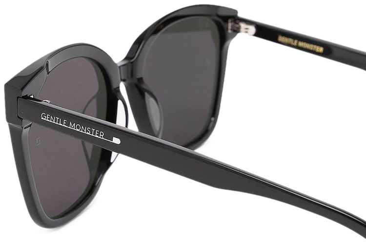 Gentle Monster Gabee 01 G Sunglasses Black