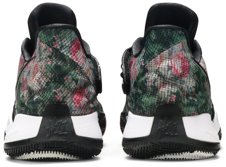 Nike Kyrie Low Floral