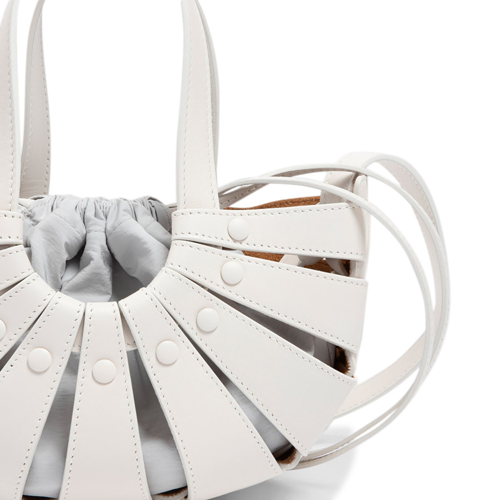 Bottega veneta the shell deals
