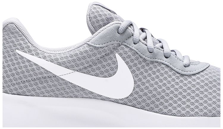 Nike Tanjun Wolf Grey