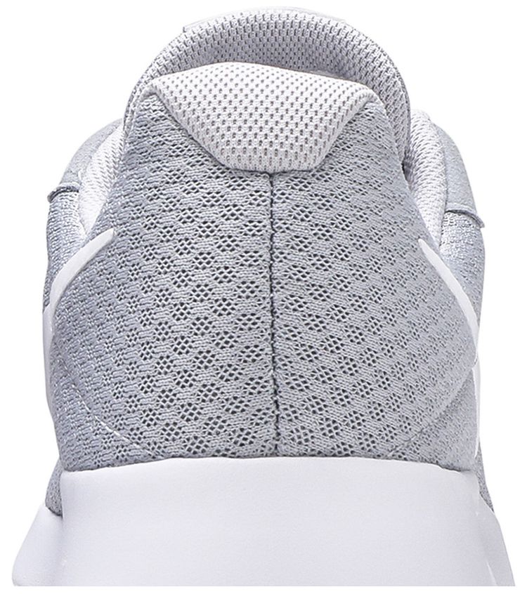 Nike Tanjun Wolf Grey