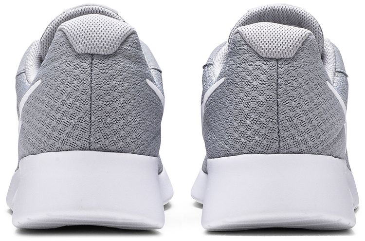 Nike Tanjun Wolf Grey