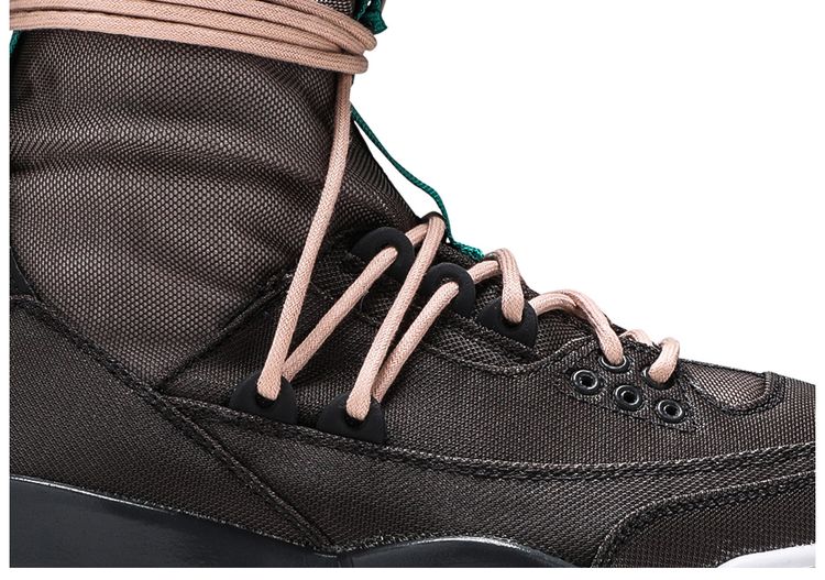 Wmns Air Jordan 3 RTR Explorer Lite XX Anthracite Green