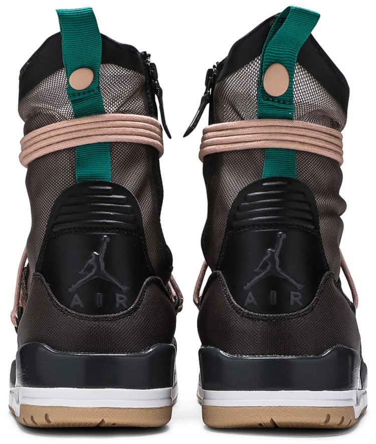 Wmns Air Jordan 3 RTR Explorer Lite XX Anthracite Green