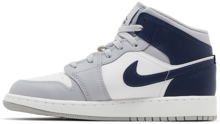 Air Jordan 1 Mid GS Wolf Grey Midnight Navy