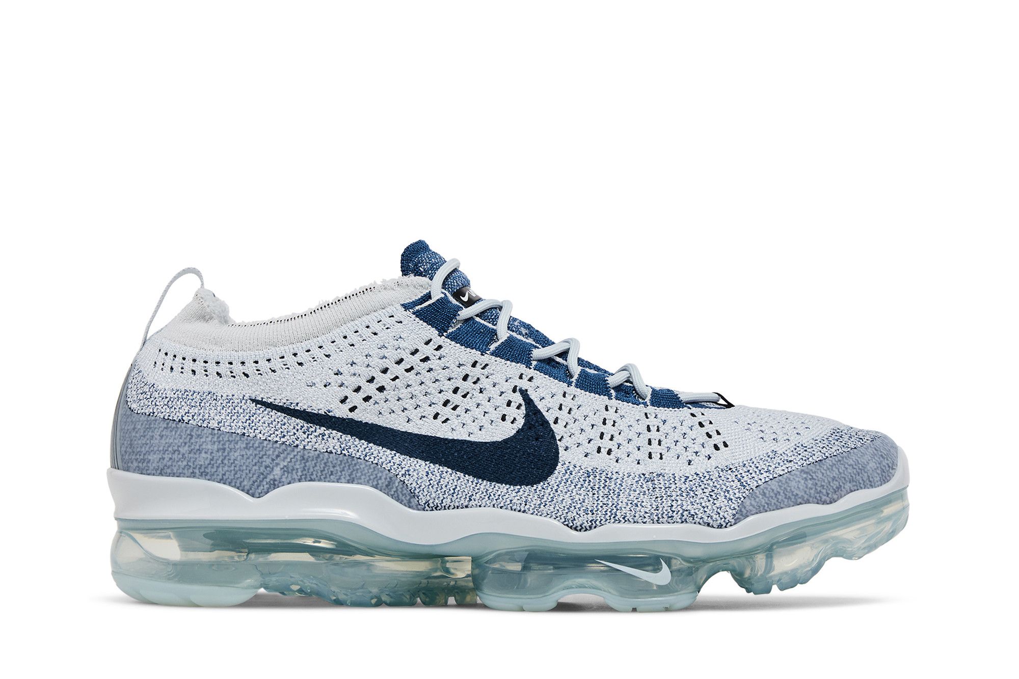 Vapormax flyknit white and blue cheap