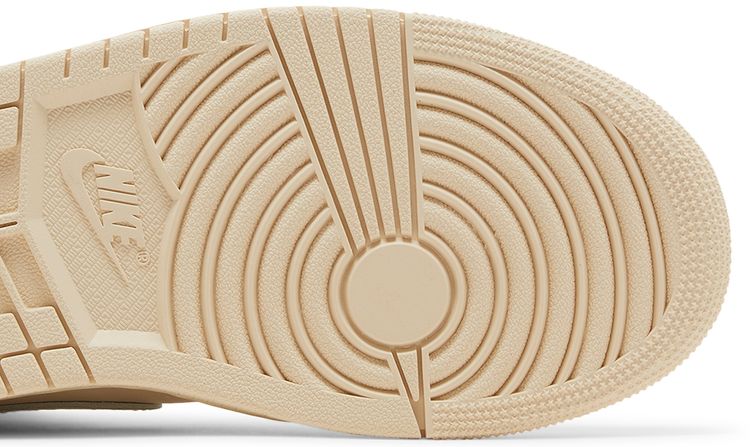 Wmns Air Jordan 1 Mid Legend Light Brown