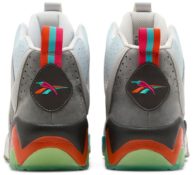 Sneakersnstuff x Packer Shoes x Reebok Kamikaze 2 Mid Token 38