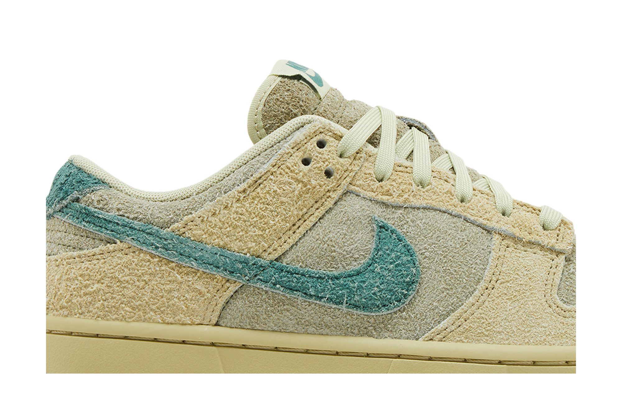 Buy Wmns Dunk Low 'Olive Aura' - HJ7291 371 | GOAT