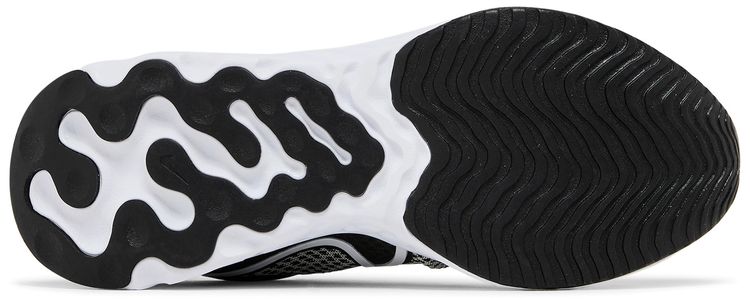 React Miler 3 White Black