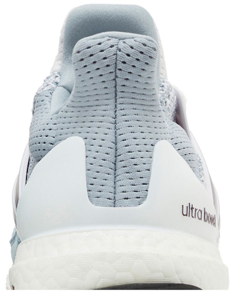 NCAA x adidas UltraBoost 10 Mississippi State Bulldogs