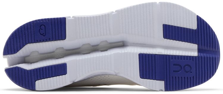Wmns Cloudnova Undyed White Heather