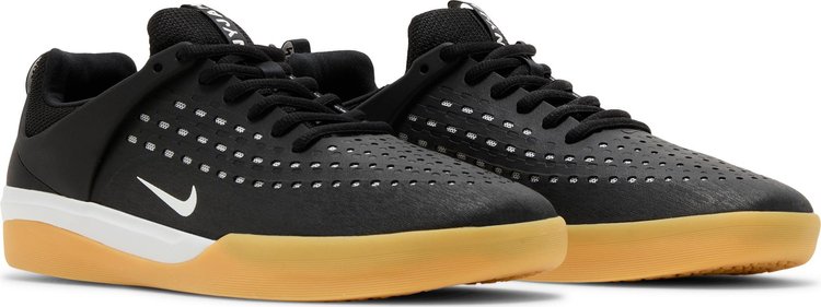 Zoom Nyjah 3 SB Black White Gum