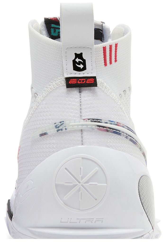 Li Ning Way of Wade 808 3 Ultra V2 Tour