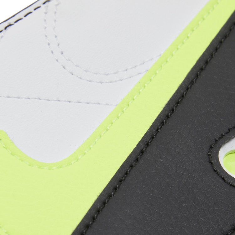 Nike Icon Air Max 90 Card Wallet Neon