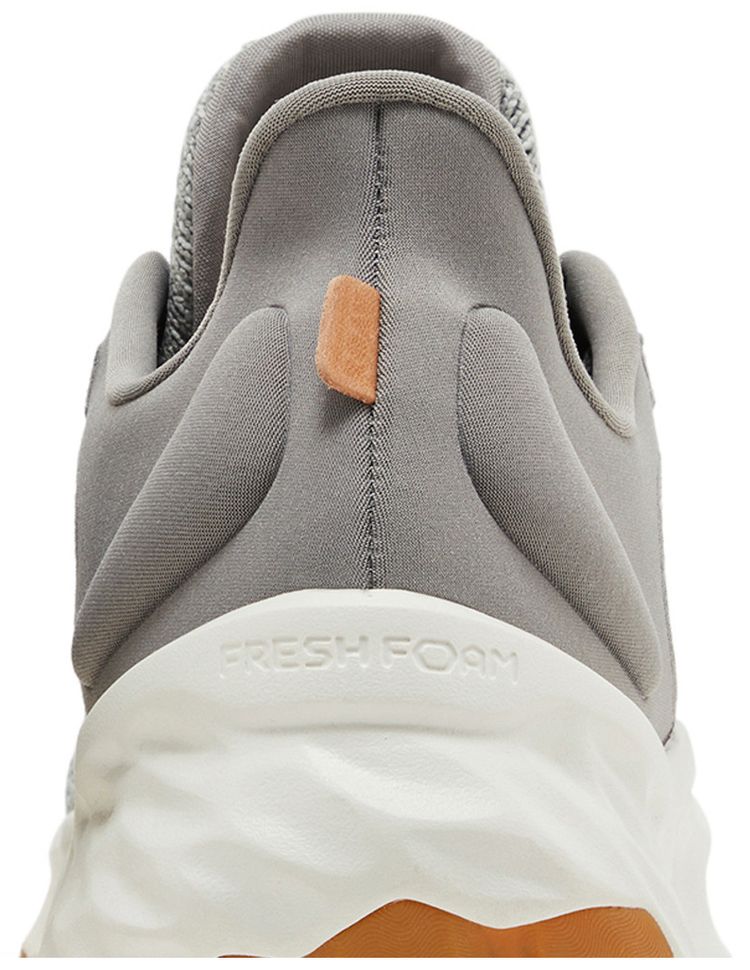 New Balance Fresh Foam Roav v2 Marblehead