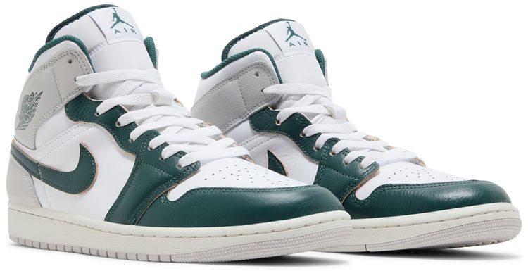 Air Jordan 1 Mid SE Oxidized Green