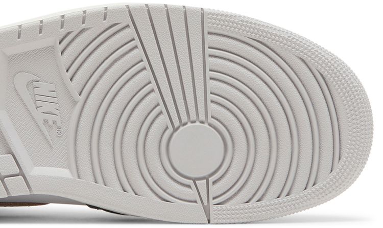 Air Jordan 1 Mid SE Oxidized Green