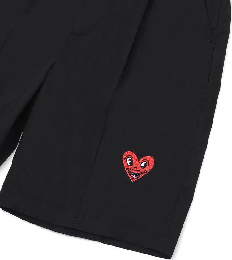 Jungles Heart Face Suit Shorts Black