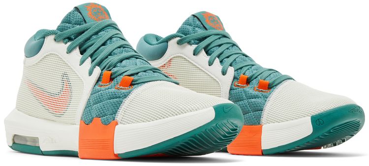 Nike LeBron Witness 8 Cannon