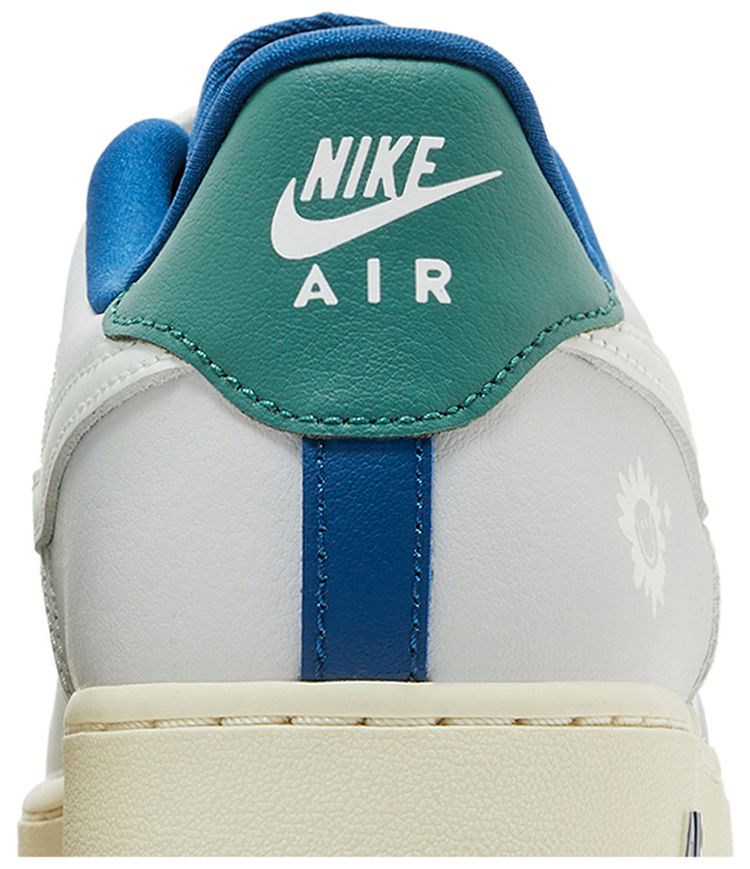 Nike Air Force 1 LV8 GS Sunny Sports Club