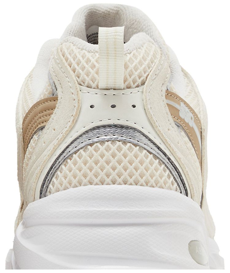 New Balance 530 Linen Stoneware