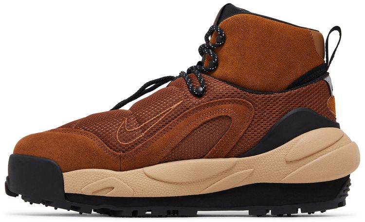 Nike sacai x Magmascape Light British Tan