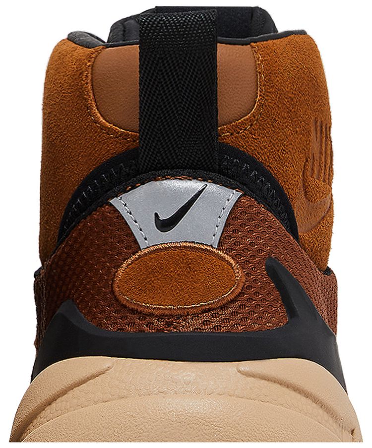 Nike sacai x Magmascape Light British Tan