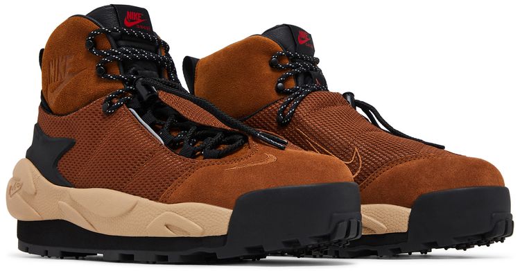 Nike sacai x Magmascape Light British Tan